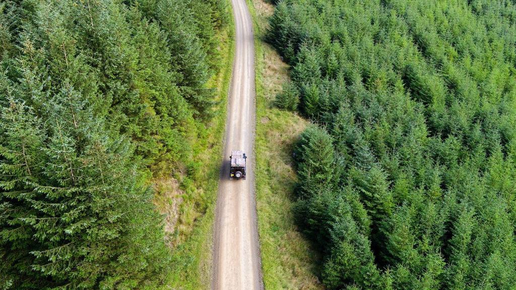 Land Rover Defender Camper Hire Morpeth Buitenkant foto